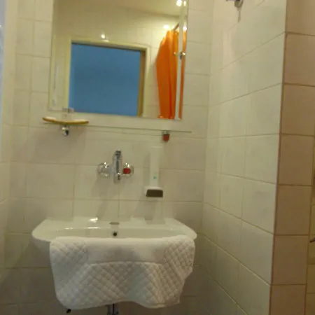 Isora オストラヴァ